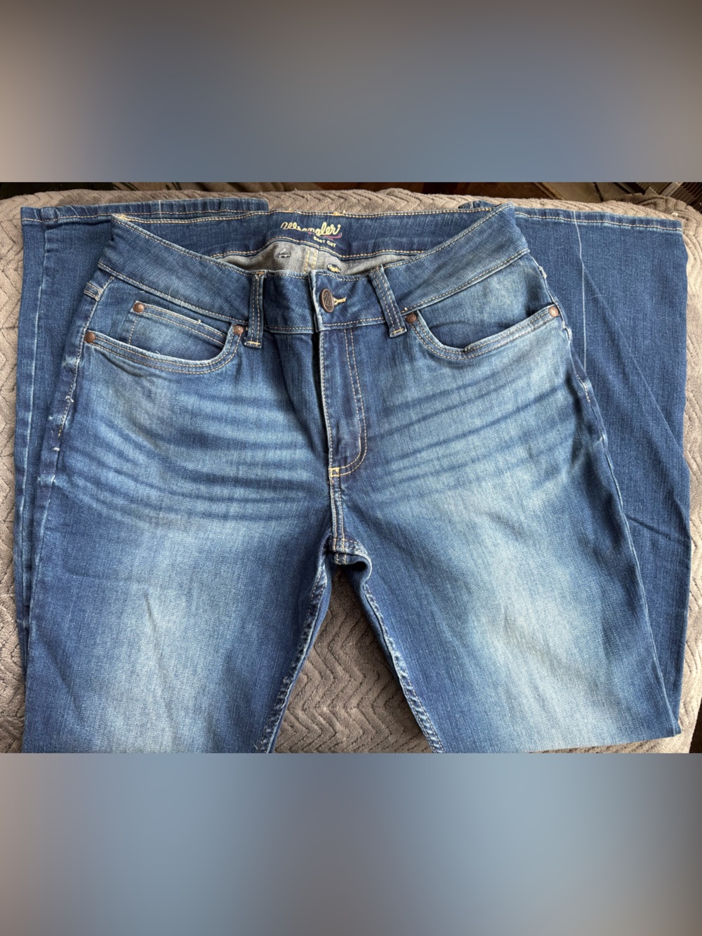 Wrangler Women Blue Denim Bootcut Jeans: Size 11X32
